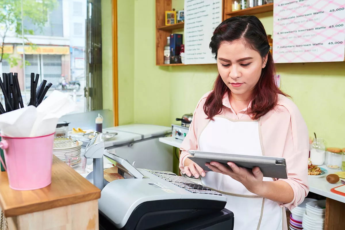 Cara Menghitung Pajak Catering yang Tepat untuk Bisnis Kuliner
